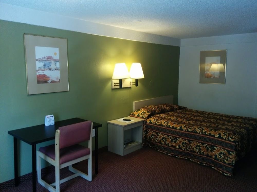 Econo Lodge - Gastonia Exterior photo