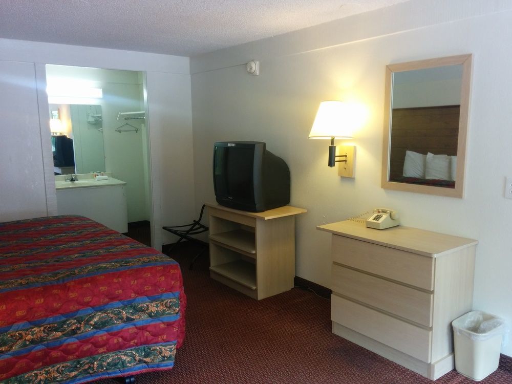 Econo Lodge - Gastonia Exterior photo
